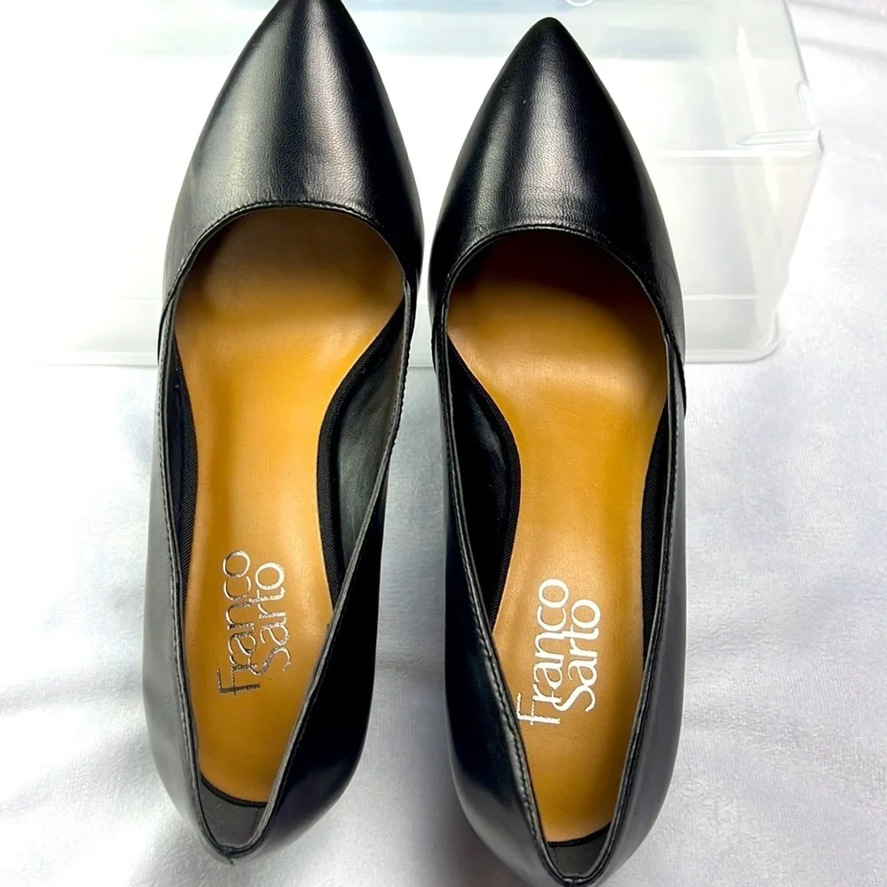 Franco Sarto black shoes size 7M